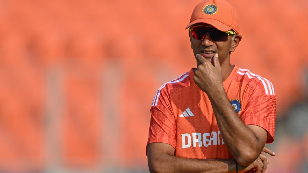 BCCI in search of new coaches, Dravid can re-apply